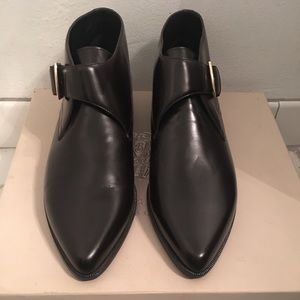 Women’s Burberry calfskin flat ankle boot